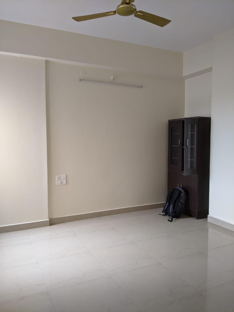 Semi Furnished 2bhk in Radha Nagar Path, Barbari Village, Guwahati, Assam, India for Rent